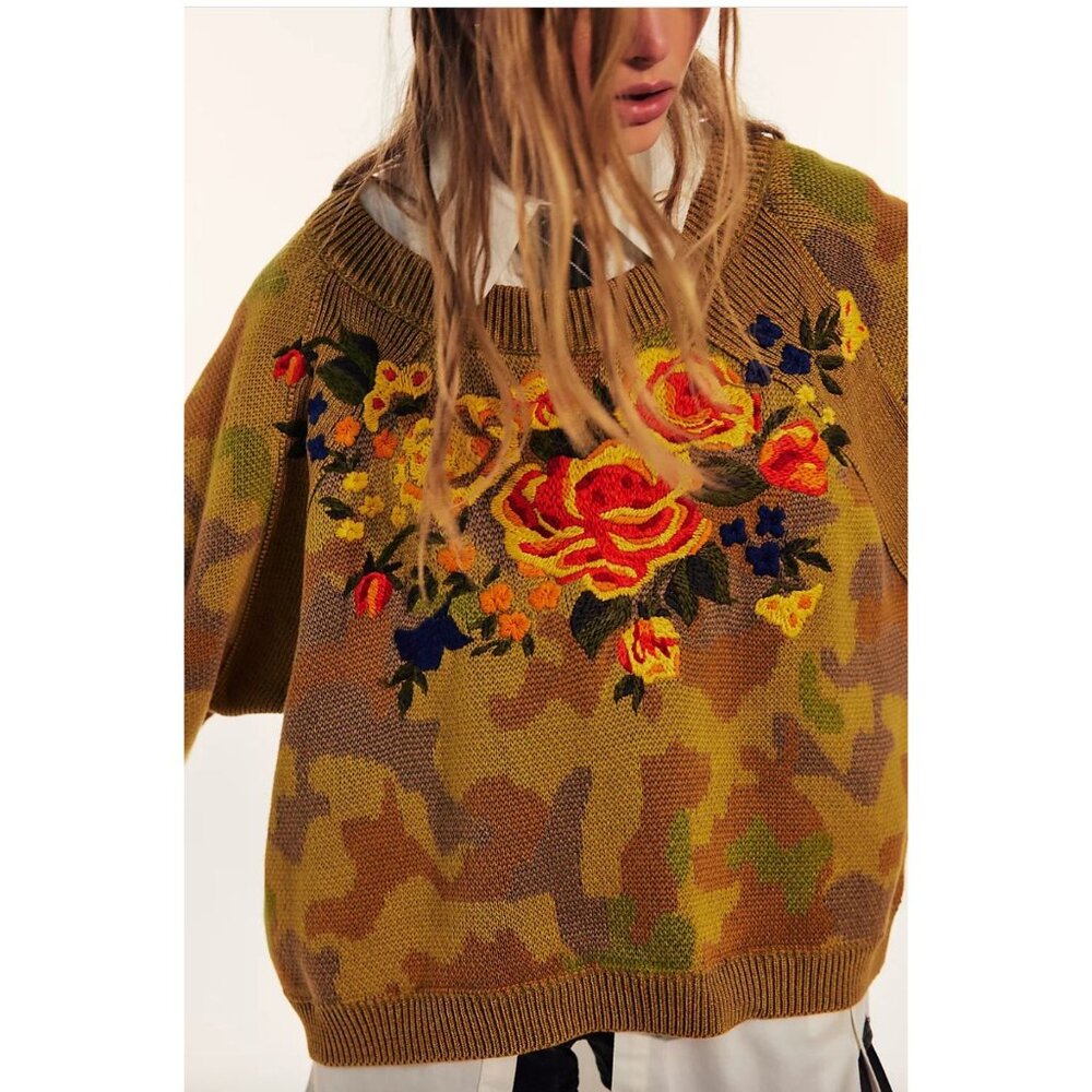 Free People $298 Camo Rose Pullover Size XS Knit Embroidered Sweater - Picture 3 of 7